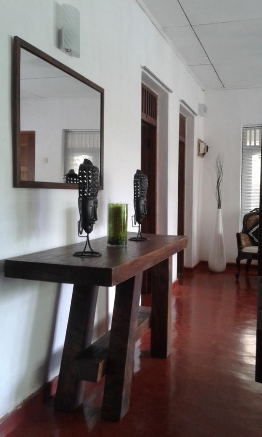 Selyna Sky Terrace Acomodação com café da manhã Kandy Exterior foto