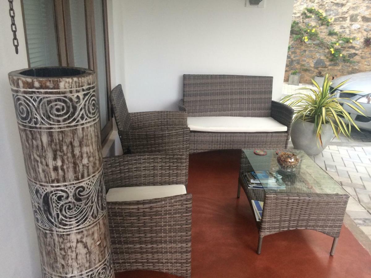 Selyna Sky Terrace Acomodação com café da manhã Kandy Exterior foto